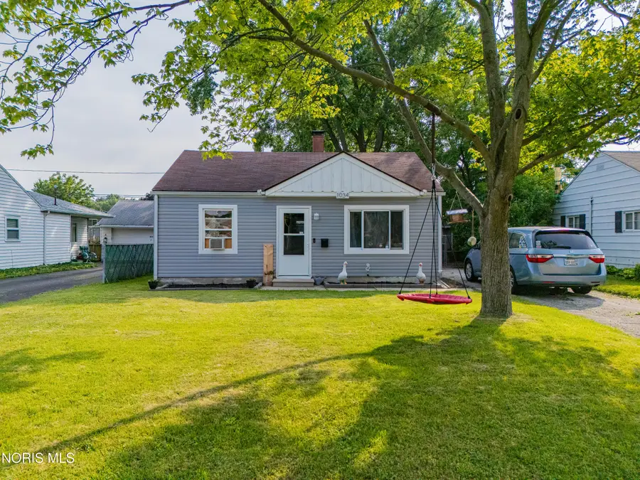 1034 Cady Street, Maumee, OH 43537 - #2
