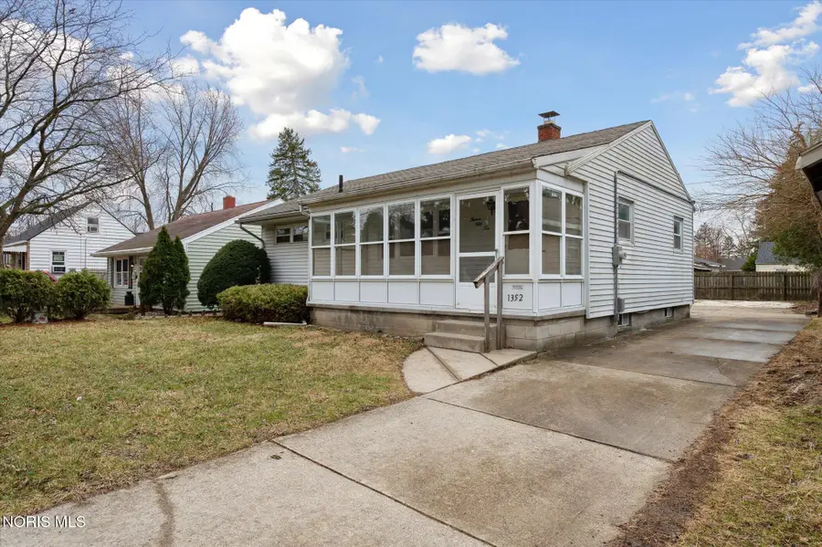 1352 Abbott Avenue, Toledo, OH 43614 - #2