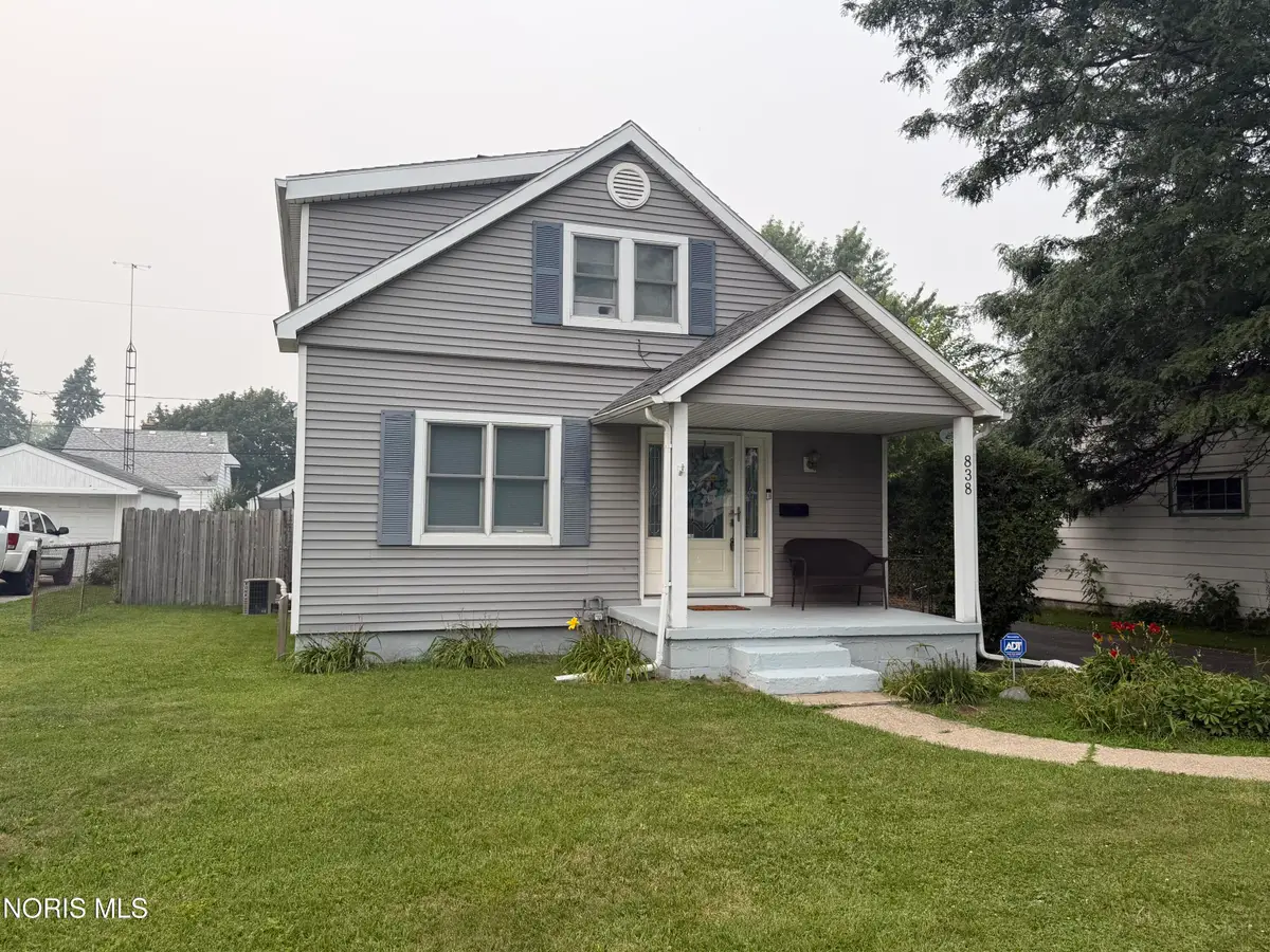 838 Custer Drive, Toledo, OH 43612 - #1