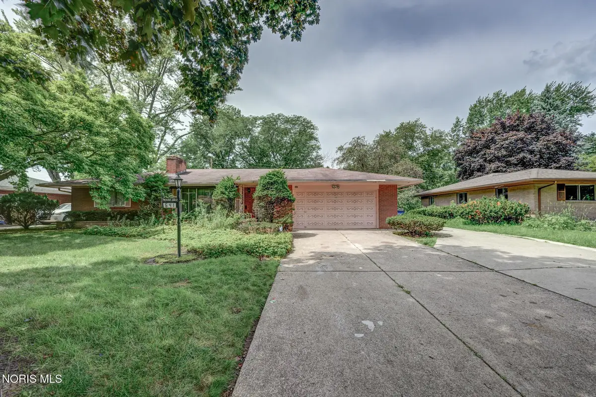 641 Mackow Drive, Toledo, OH 43607 - #1