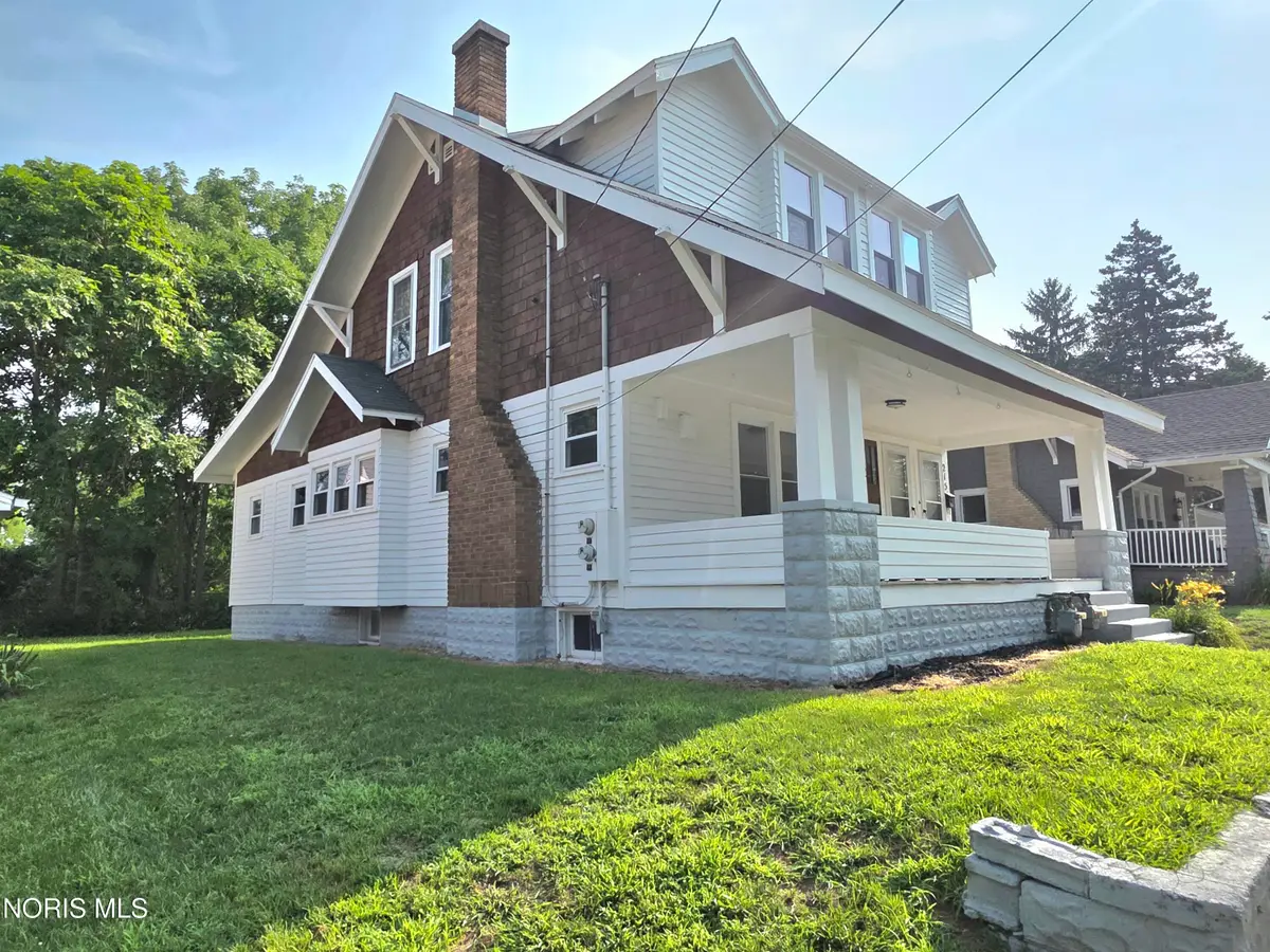 213 Palmer Avenue, Bowling Green, OH 43402 - #1