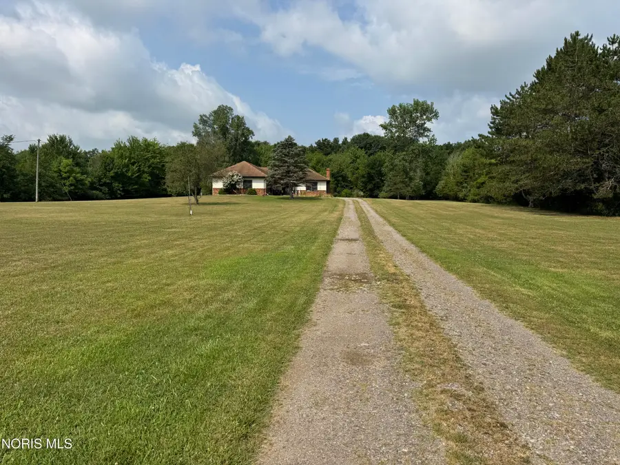 1737 9 Road, Edgerton, OH 43517 - #2