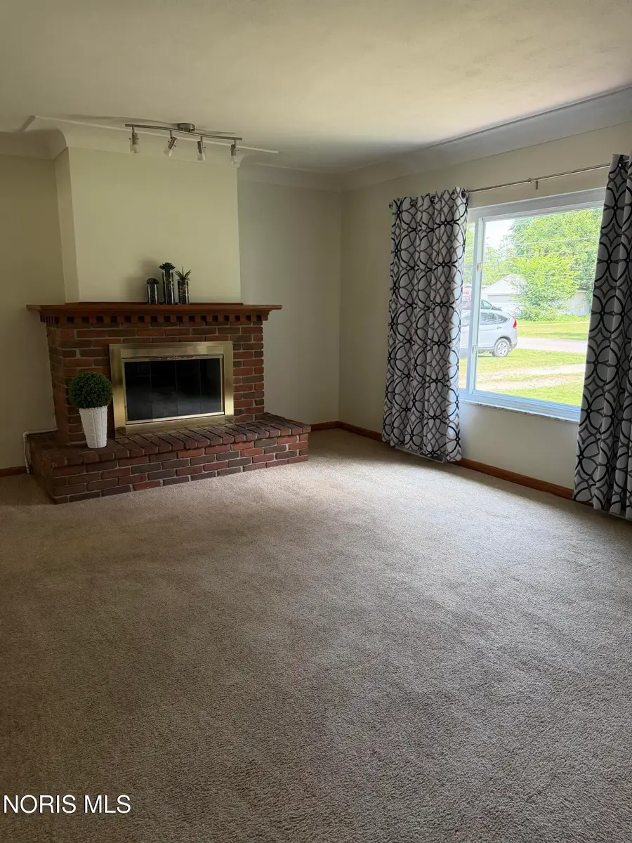 107 Allen Drive, Swanton, OH 43558 - #3