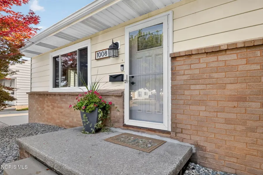 1008 Cady Street, Maumee, OH 43537 - #2