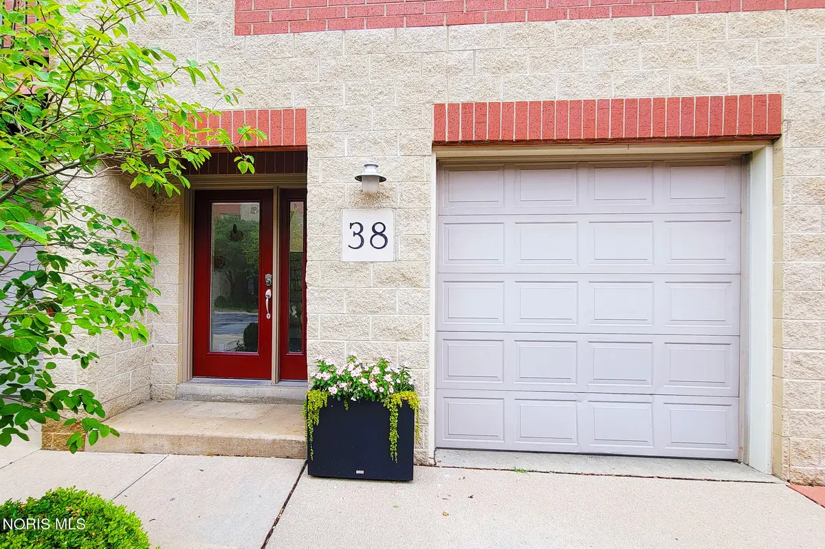145 S Saint Clair Street #38, Toledo, OH 43604 - #1