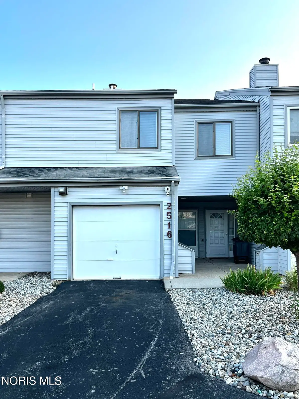 2516 W Village Drive, Toledo, OH 43614 - #1