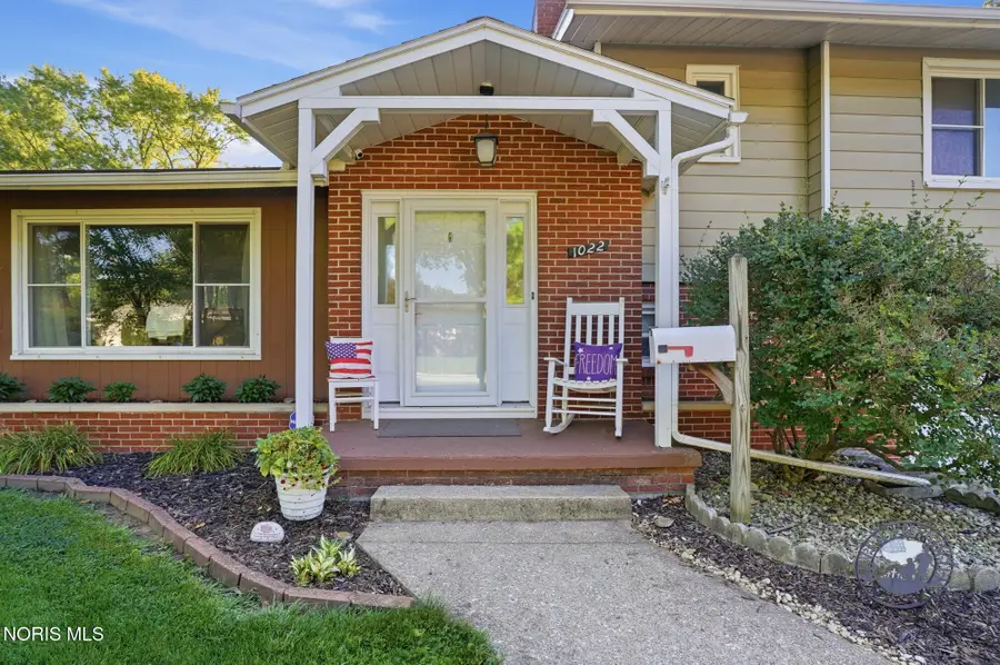 1022 Scribner Street, Maumee, OH 43537 - #3