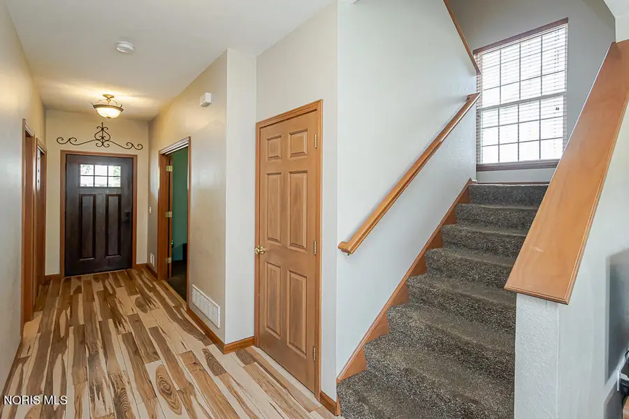 527 White Oak Drive, Toledo, OH 43615 - #3
