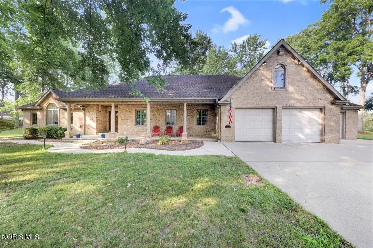 813 Woodland Drive, Wauseon, OH 43567 - #1