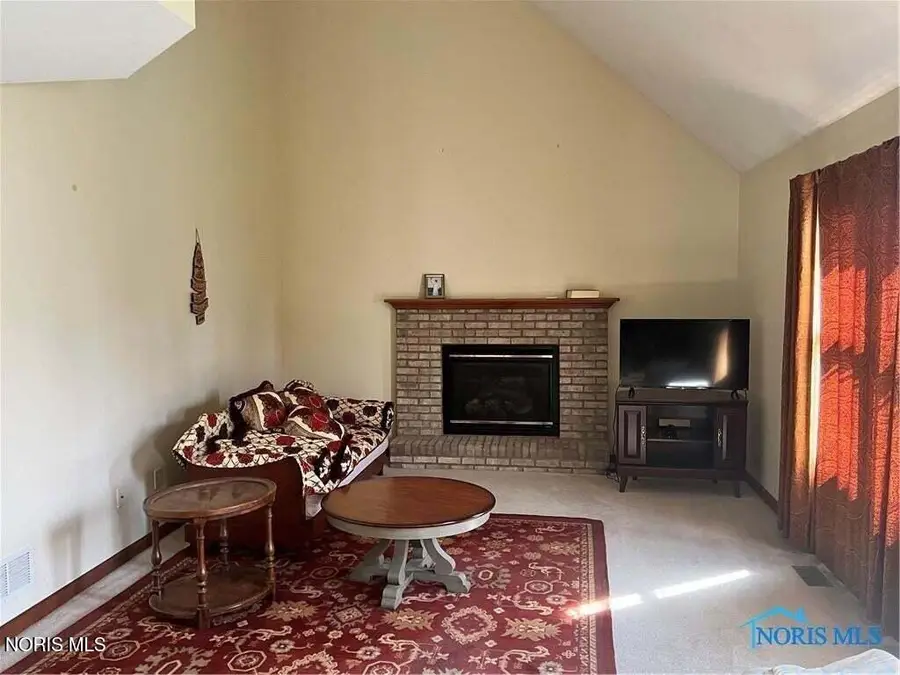 7723 Sylvan Oaks Way, Sylvania, OH 43560 - #3