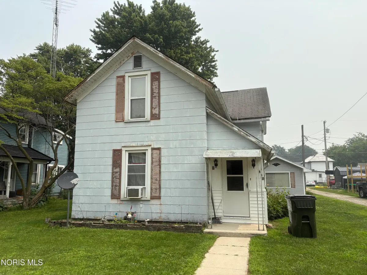 208 N Harrison Street, Bloomdale, OH 44817 - #1