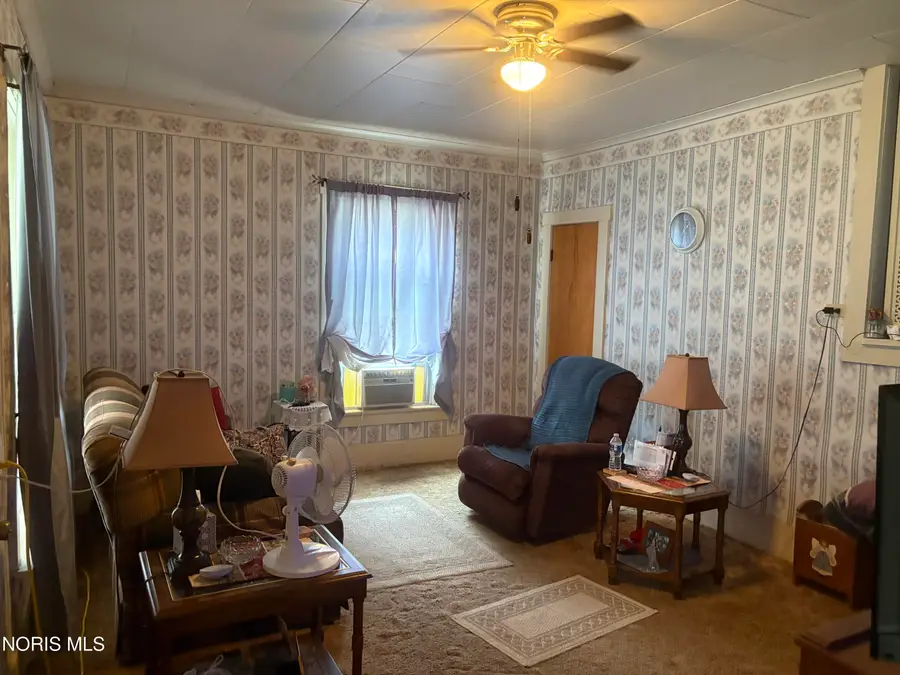 208 N Harrison Street, Bloomdale, OH 44817 - #2
