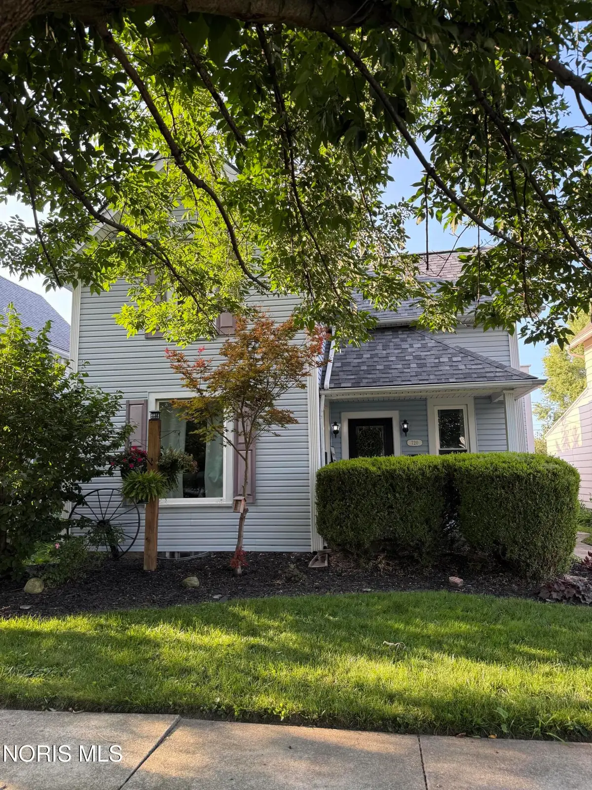 720 W Center Street, Fostoria, OH 44830 - #1