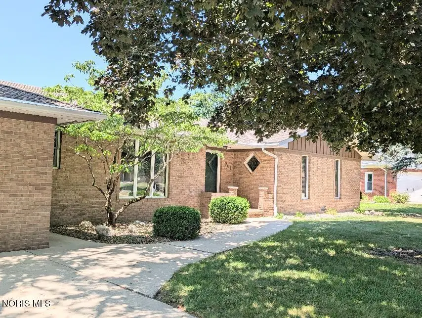 701 Hickory Lane, Delta, OH 43515 - #2