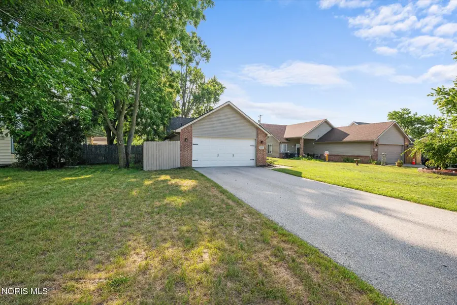 3240 Marsrow Avenue, Toledo, OH 43615 - #2