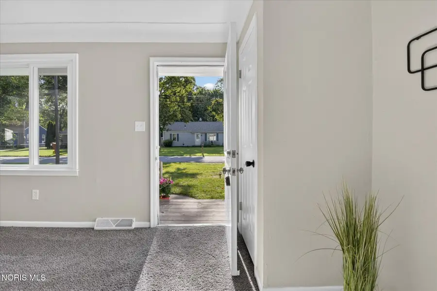 1027 Carrington Street, Toledo, OH 43615 - #2
