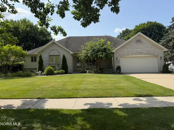 3424 Fieldbrooke Lane, Oregon, OH 43616