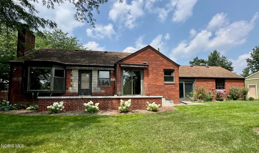 6411 Hilltop Lane, Maumee, OH 43537 - #3