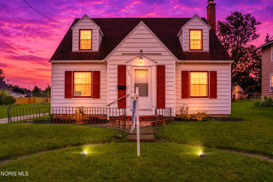 518 S Harrison Street, Montpelier, OH 43543 - #2