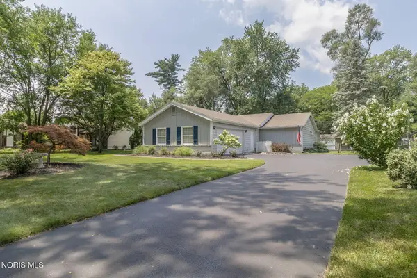 2049 Willowhill Lane, Toledo, OH 43615