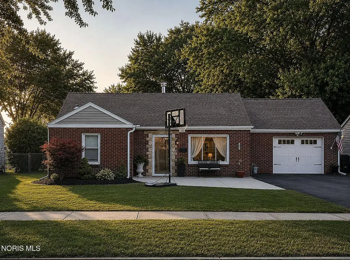 1504 Crystal Avenue, Findlay, OH 45840 - #1
