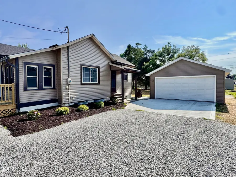 335 W Arthur Street, Hicksville, OH 43526 - #2