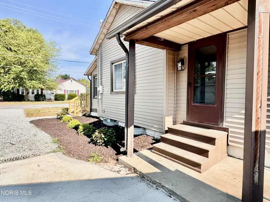 335 W Arthur Street, Hicksville, OH 43526 - #3