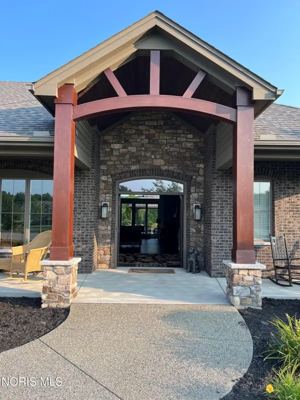 4045 Coder Cove Court, Maumee, OH 43537