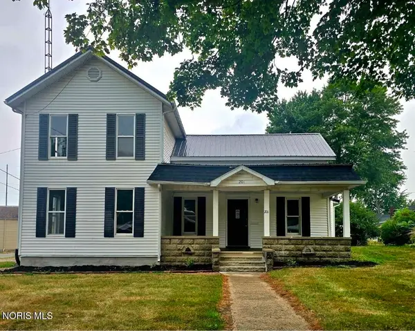 201 E Maple Street, Liberty Center, OH 43532