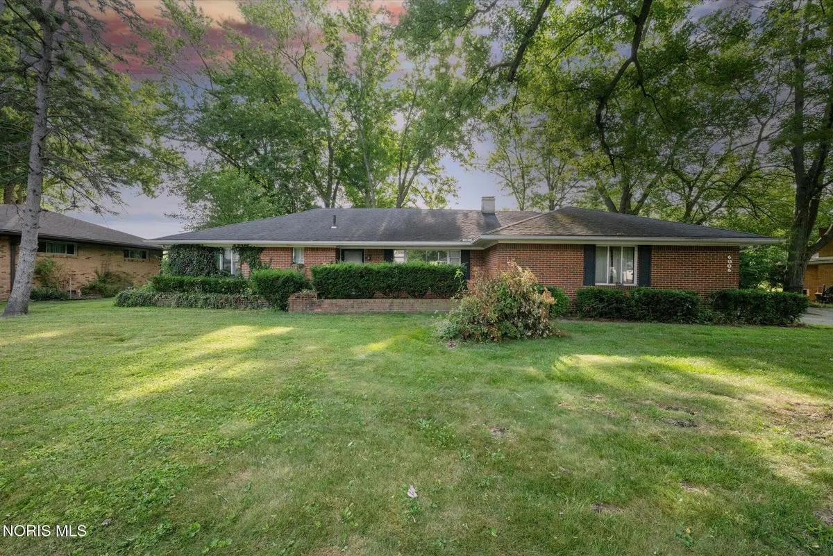 6006 Elden Dr, Sylvania, OH 43560 - #1