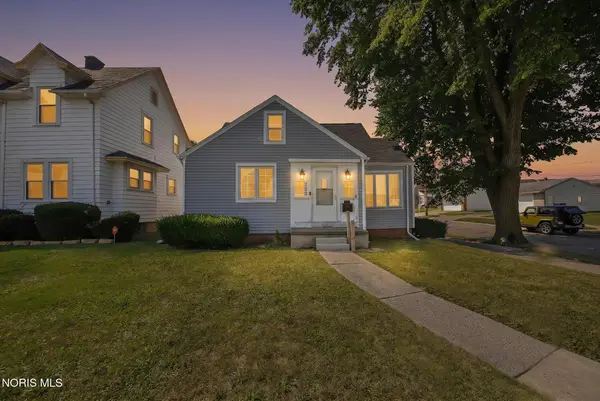 262 Majestic Drive, Toledo, OH 43608
