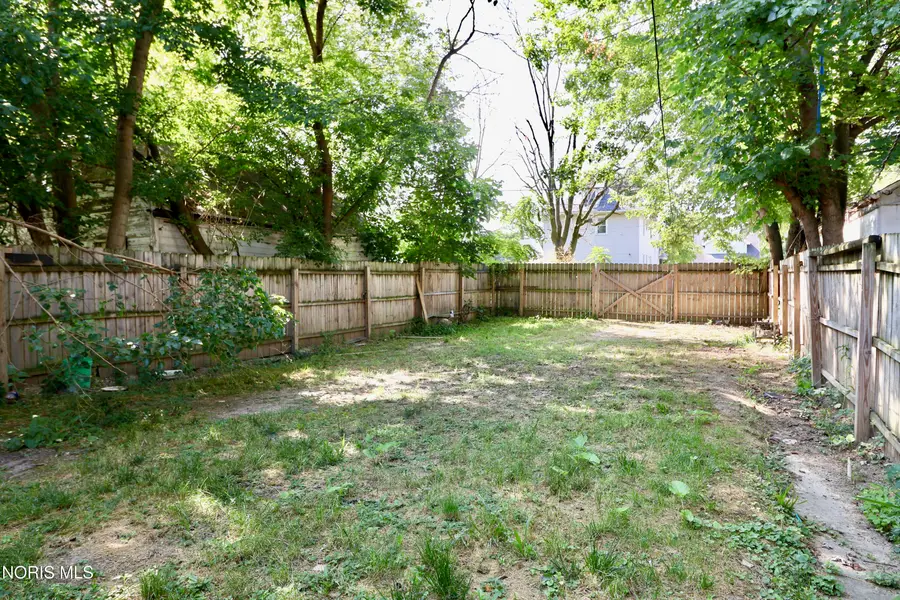 824 Clay Avenue, Toledo, OH 43608 - #3