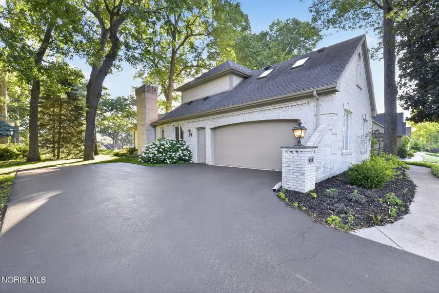 9114 Oak Valley Road, Holland, OH 43528 - #2