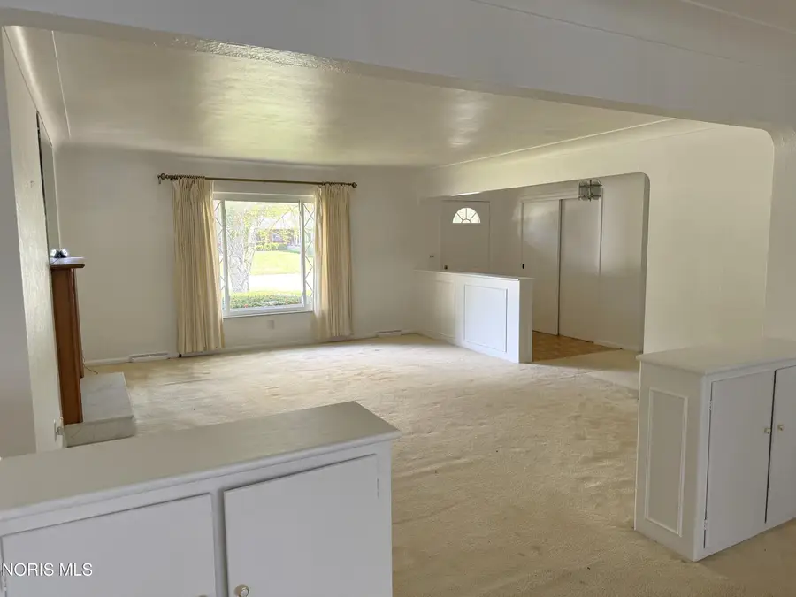 1402 Juliet Drive, Toledo, OH 43614 - #3