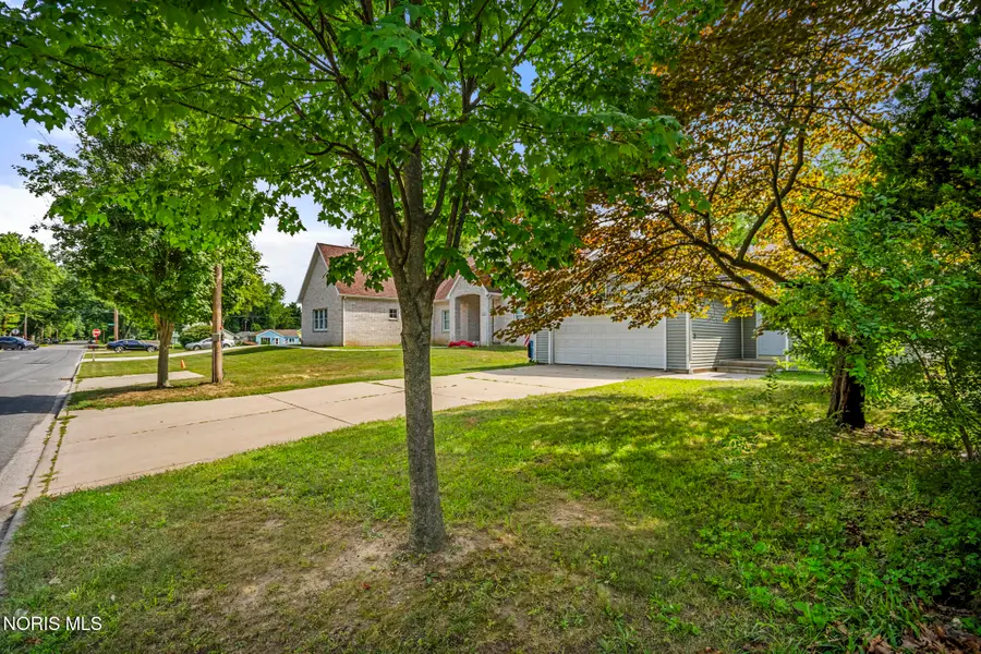 5744 Roan Road, Sylvania, OH 43560 - #3