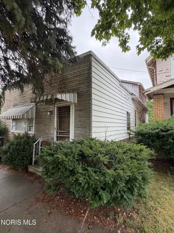 3237 Maple Street, Toledo, OH 43608