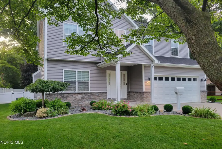 1045 Hickory Street, Perrysburg, OH 43551 - #2