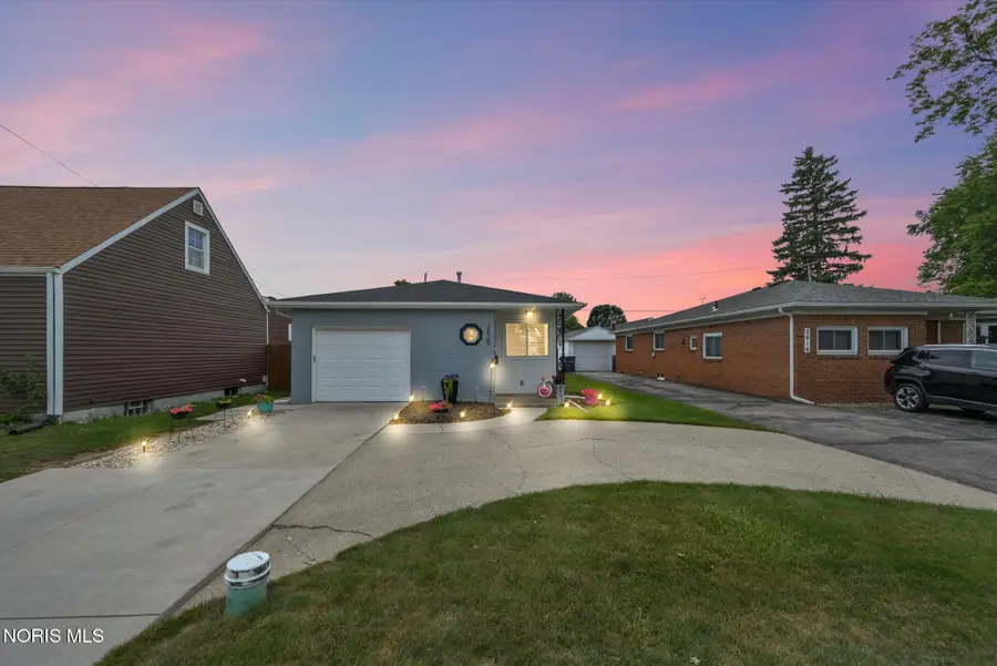 2620 124th Street, Toledo, OH 43611 - #2
