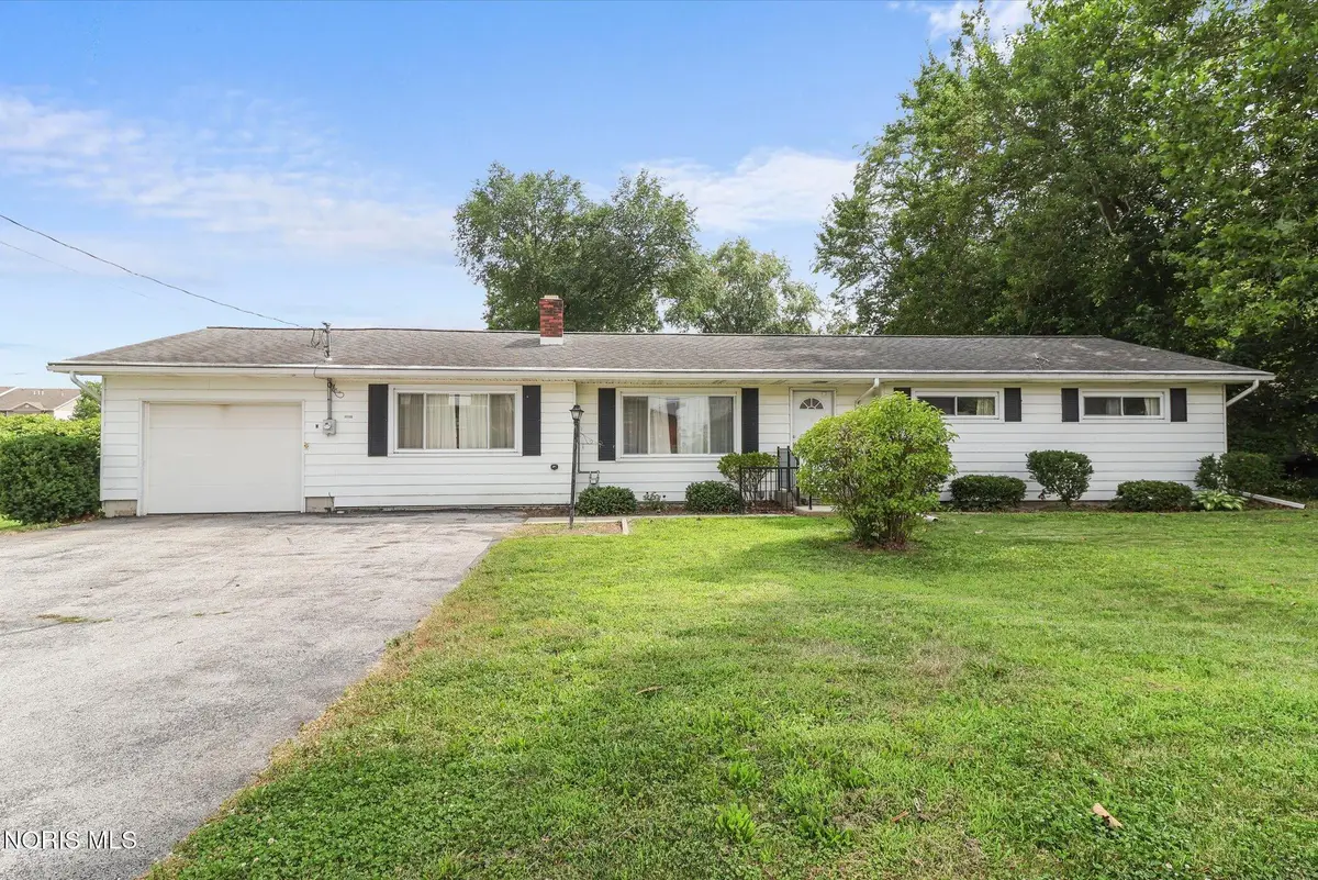 1430 Clough Street, Bowling Green, OH 43402 - #1
