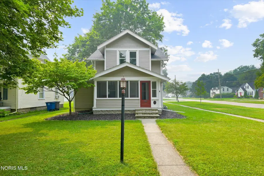 242 W 7th Street, Perrysburg, OH 43551 - #3