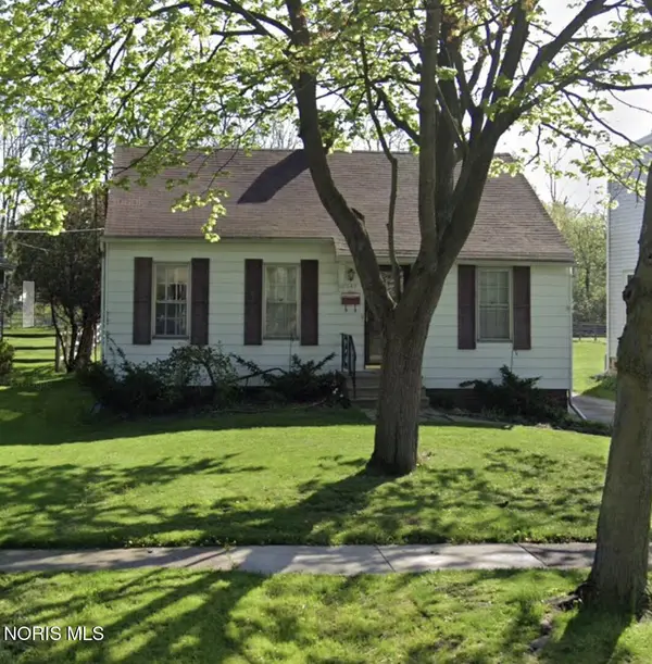 847 Walnut Street, Perrysburg, OH 43551