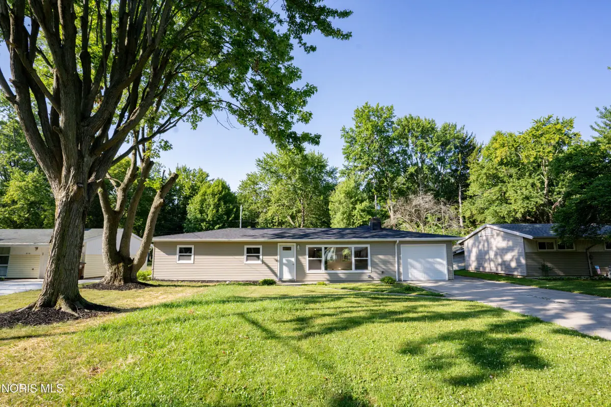 217 Glenwood Drive, Defiance, OH 43512 - #1