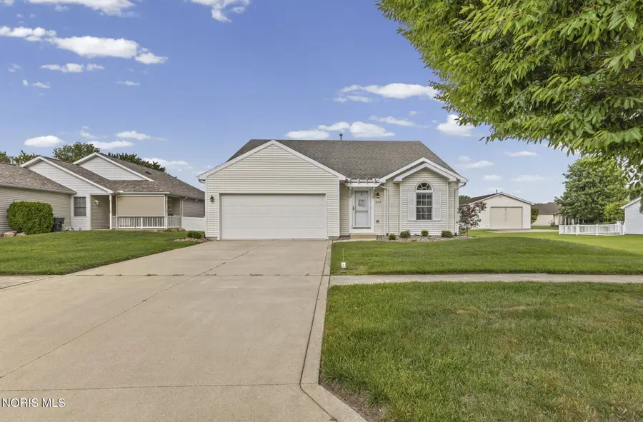 1029 Anna Lane, Bowling Green, OH 43402 - #3