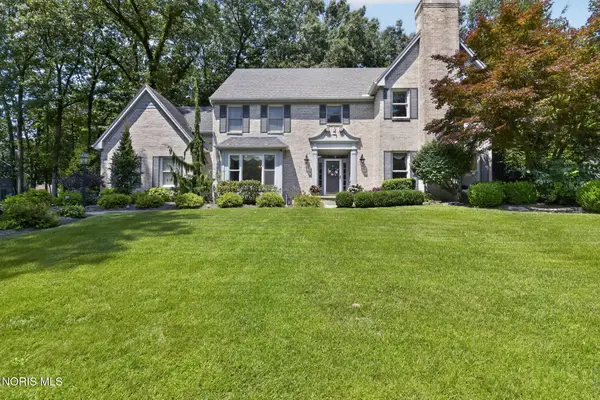 630 Anastasia Court, Holland, OH 43528