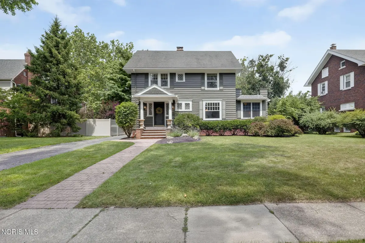 319 E Broadway Street, Maumee, OH 43537 - #1