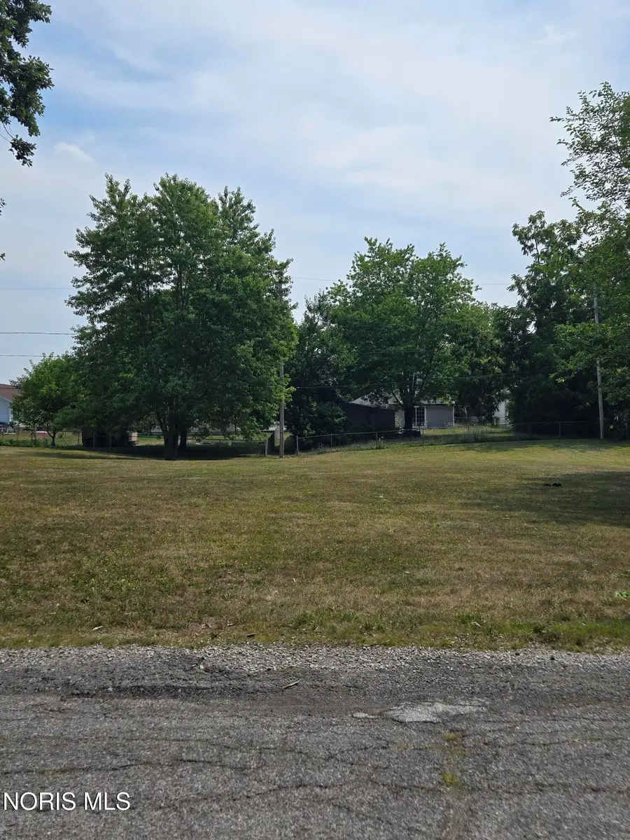 509 Gibson Street, Defiance, OH 43512 - #2