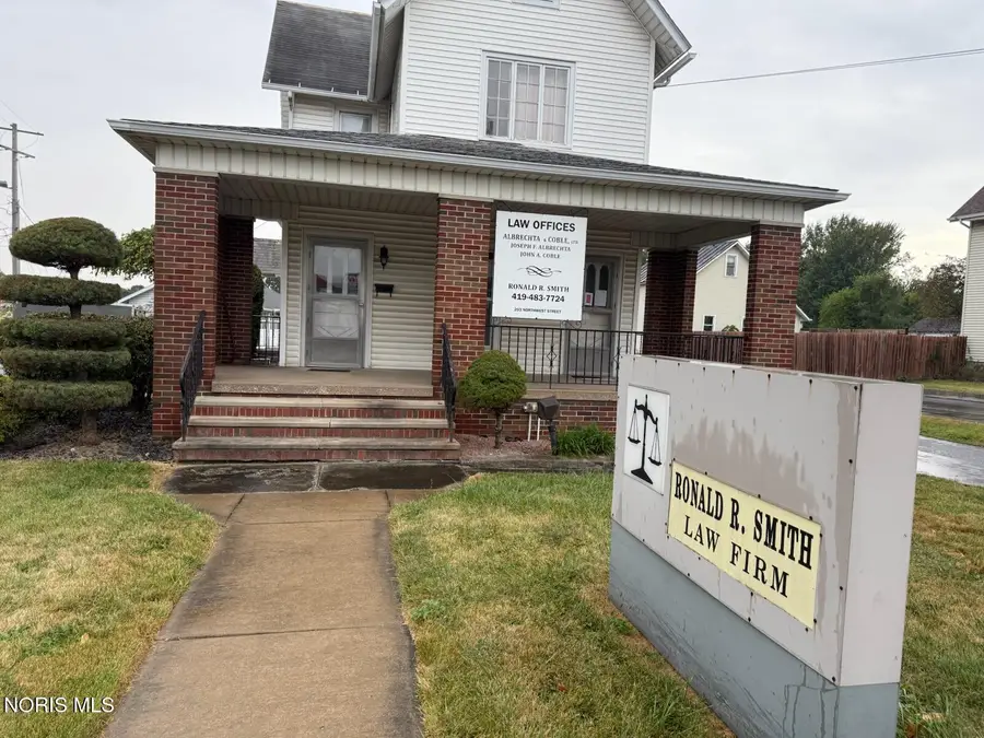 203 Northwest Street, Bellevue, OH 44811 - #3