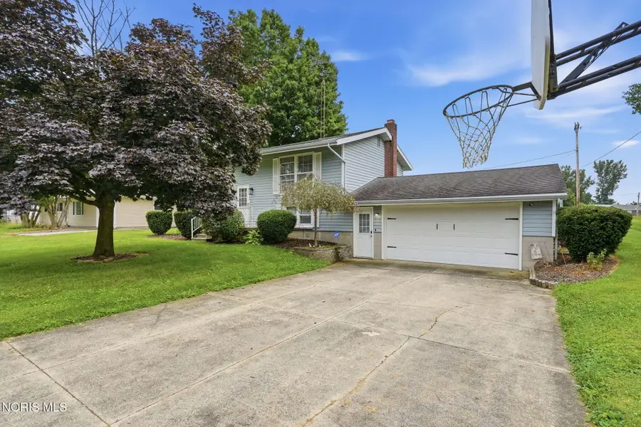 313 E 7th Street, Sycamore, OH 44882 - #3