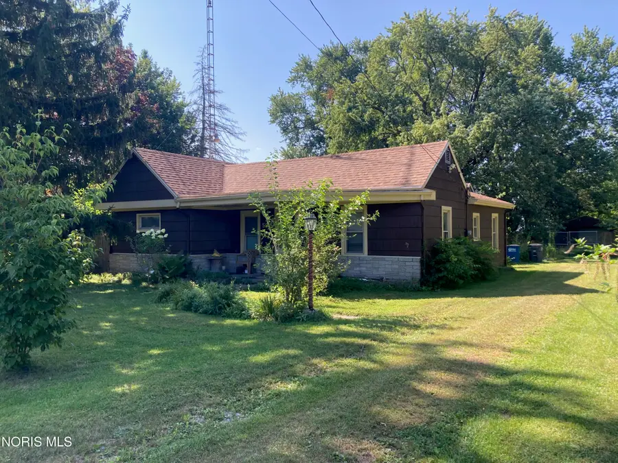 5815 Carnation Drive, Toledo, OH 43615 - #2