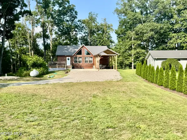 458 Seneca Drive, Montpelier, OH 43543